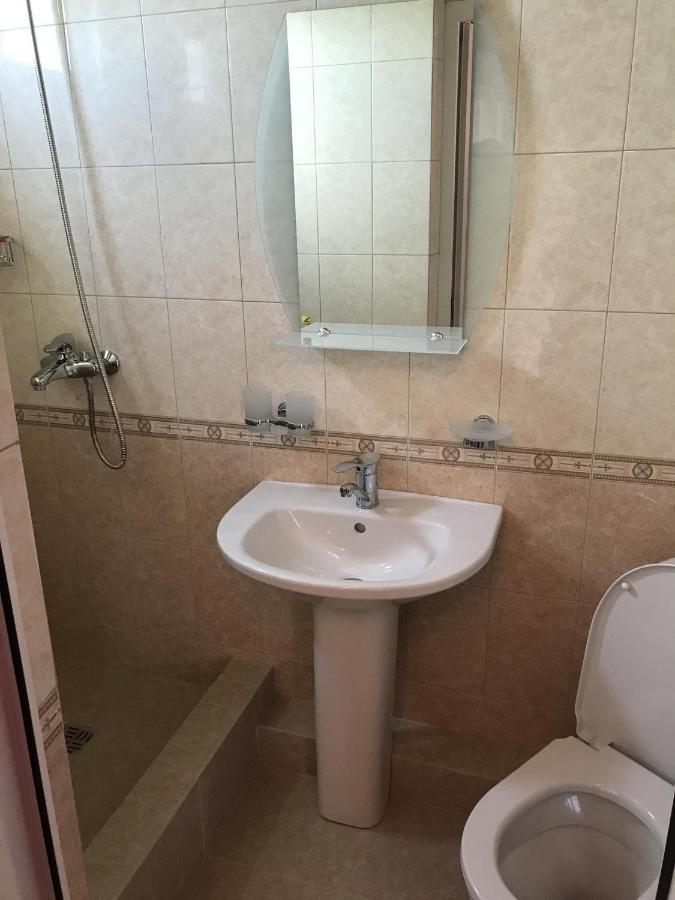 Гостевой Дом Анна Hotel Gagra Exterior foto
