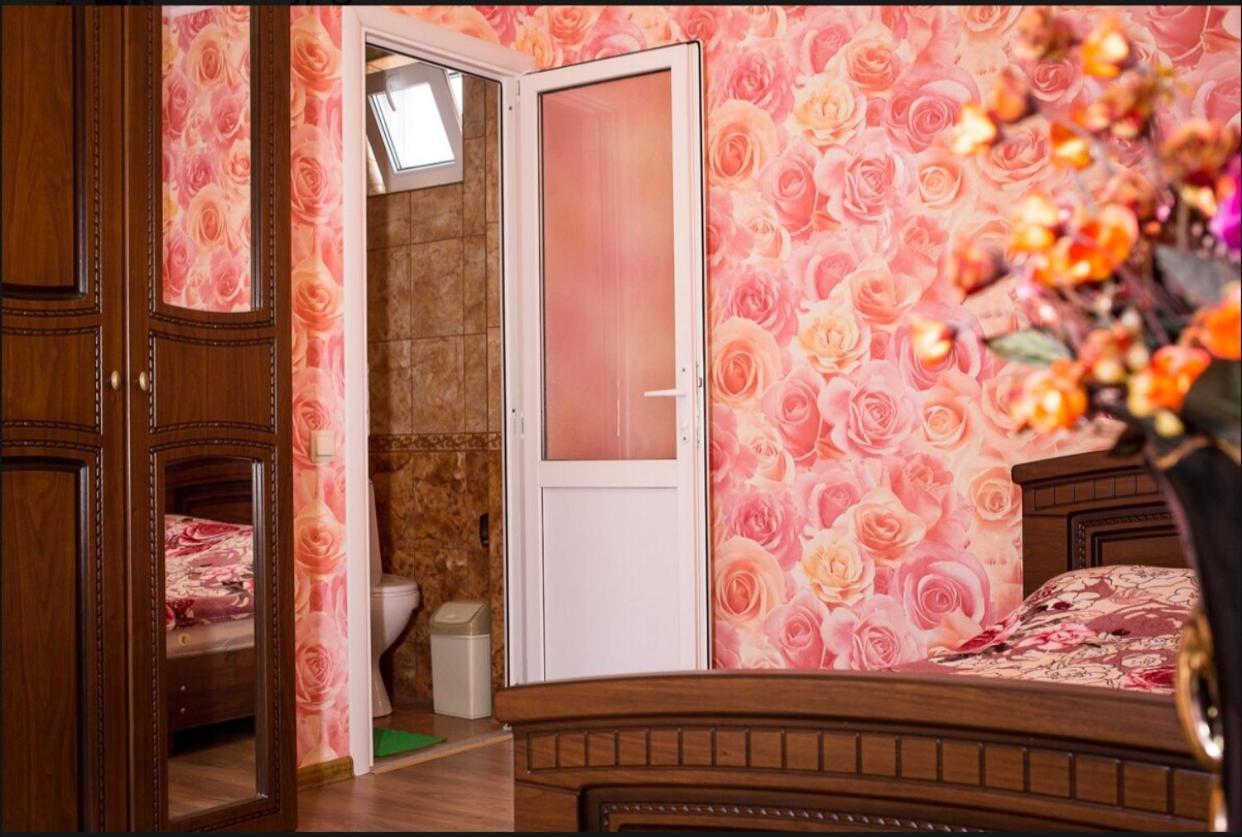 Гостевой Дом Анна Hotel Gagra Exterior foto
